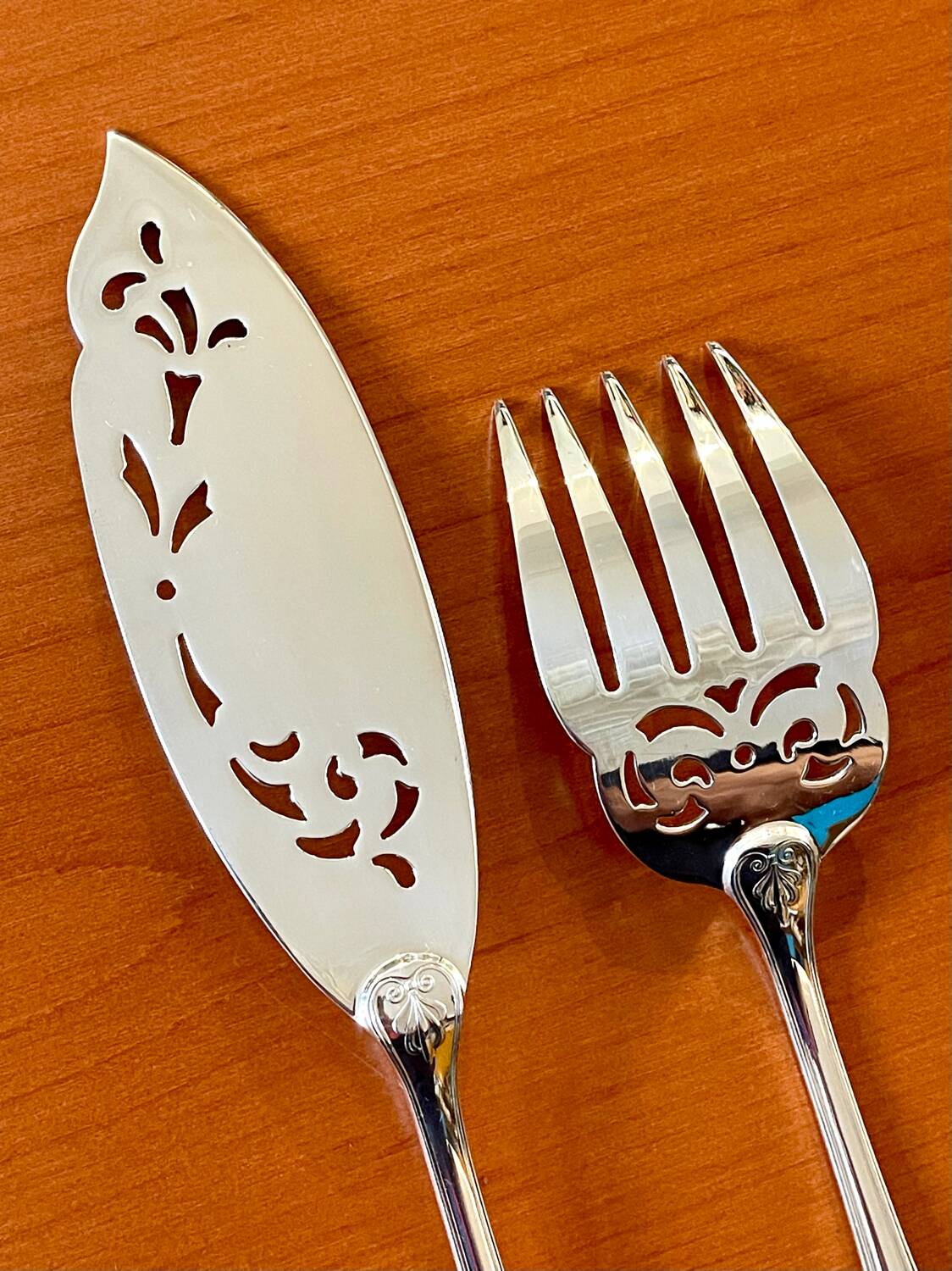 Christofle Malmaison, openwork fish serving utensils