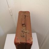 Small old suitcase to revamp