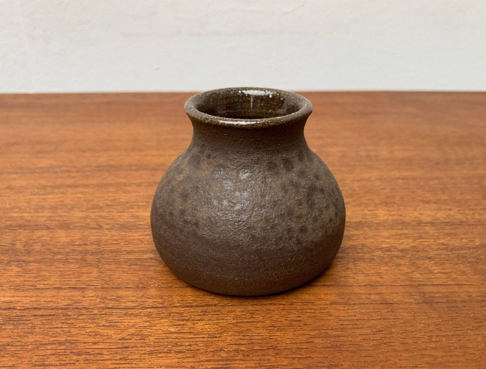 German studio pottery vase from the mid-20th century, 1960s.
