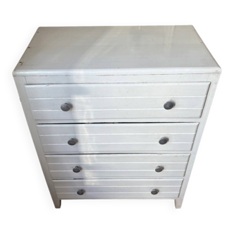 Chest of drawers