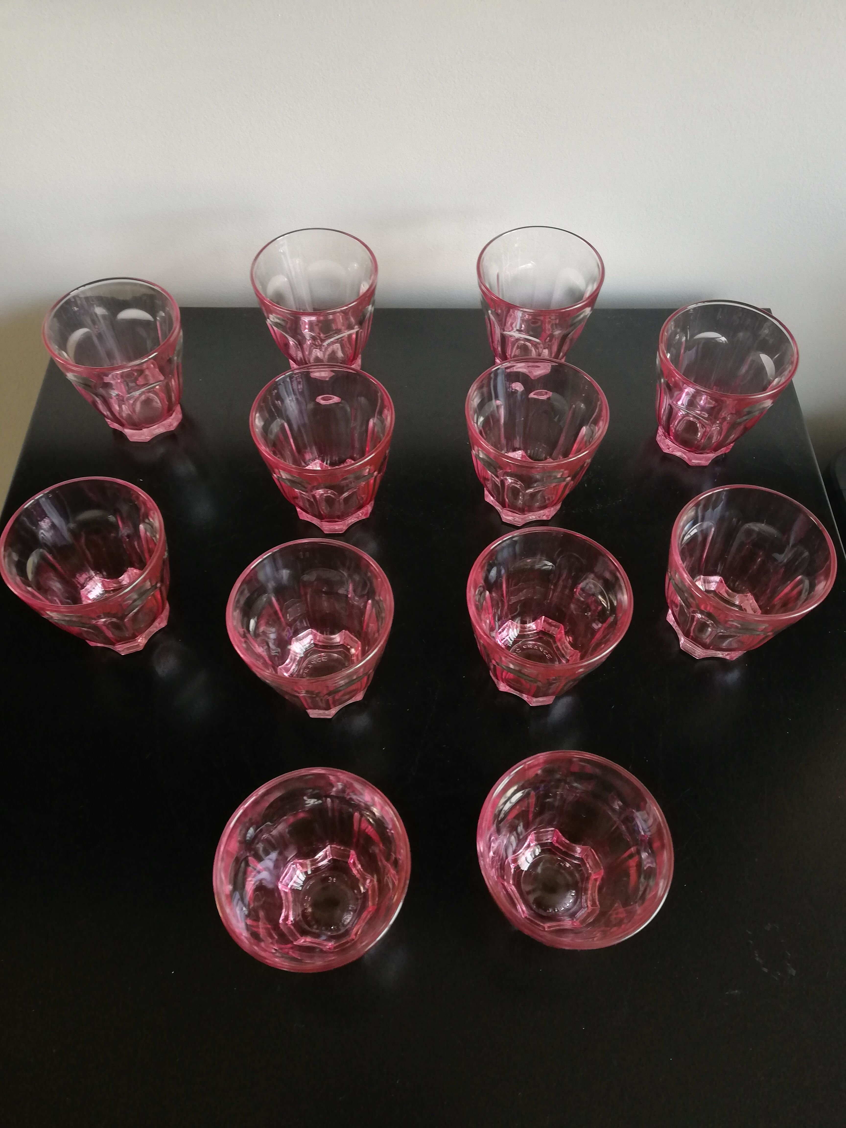 Ensemble de 12 verres rose translucides Arcoroc