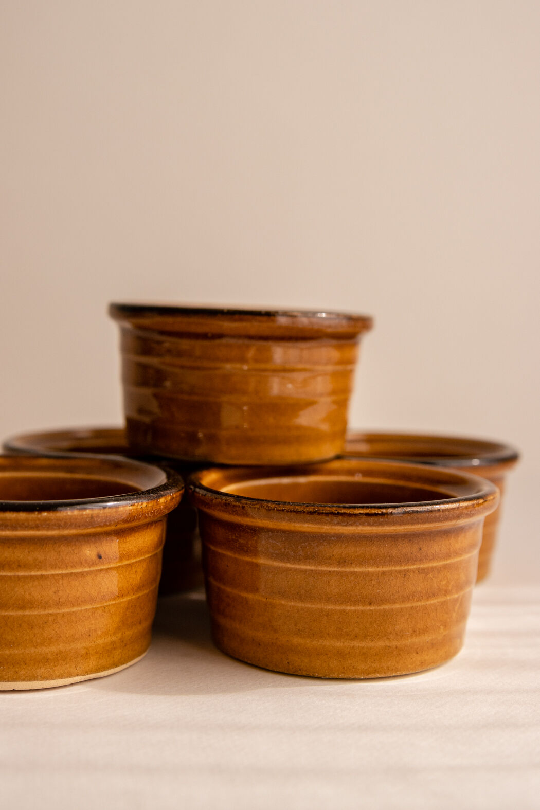 Set of 6 ramekins / terracotta raviers