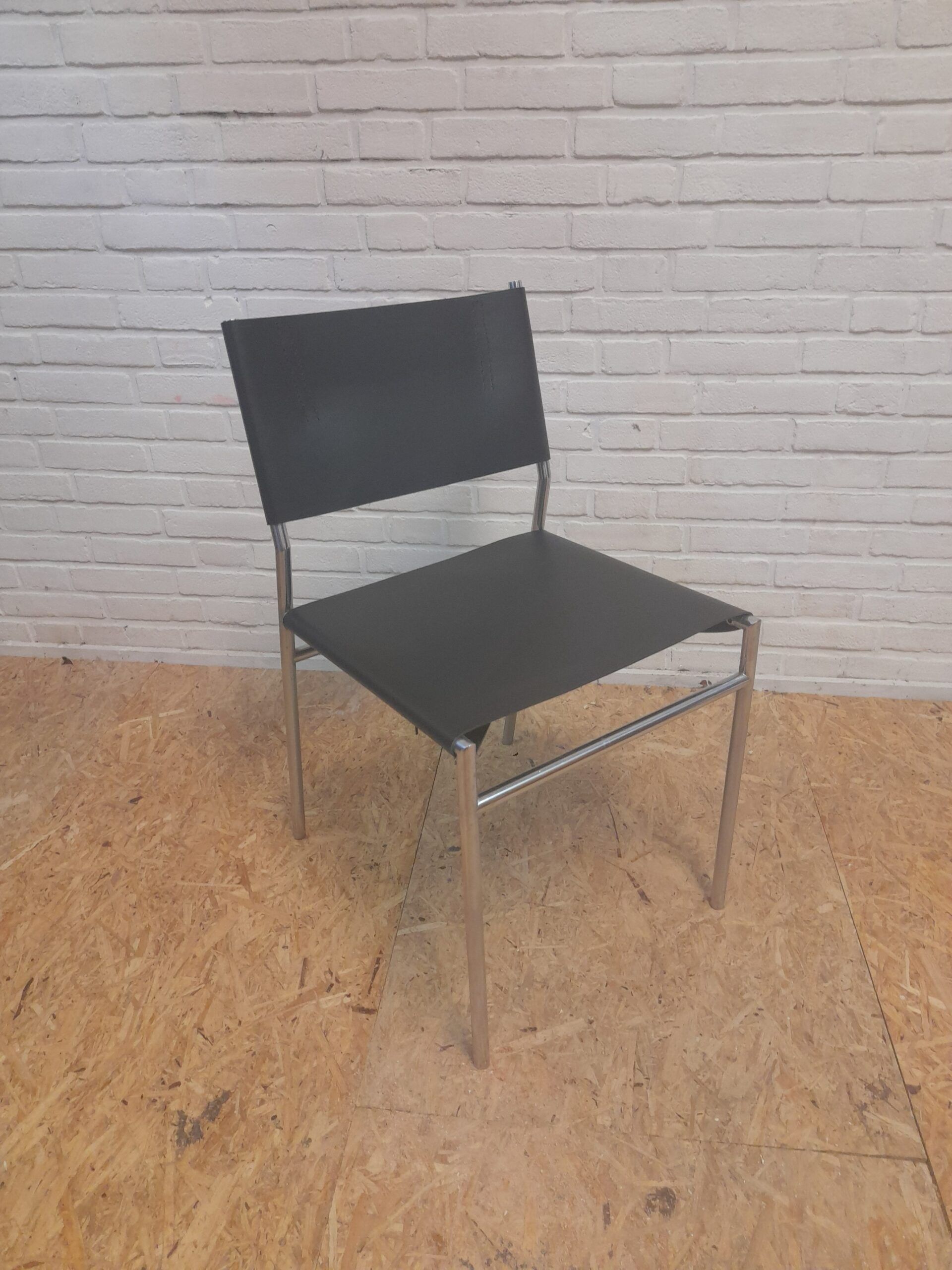 Martin Visser, SE 06 ensemble de 4 chaises de salle à manger