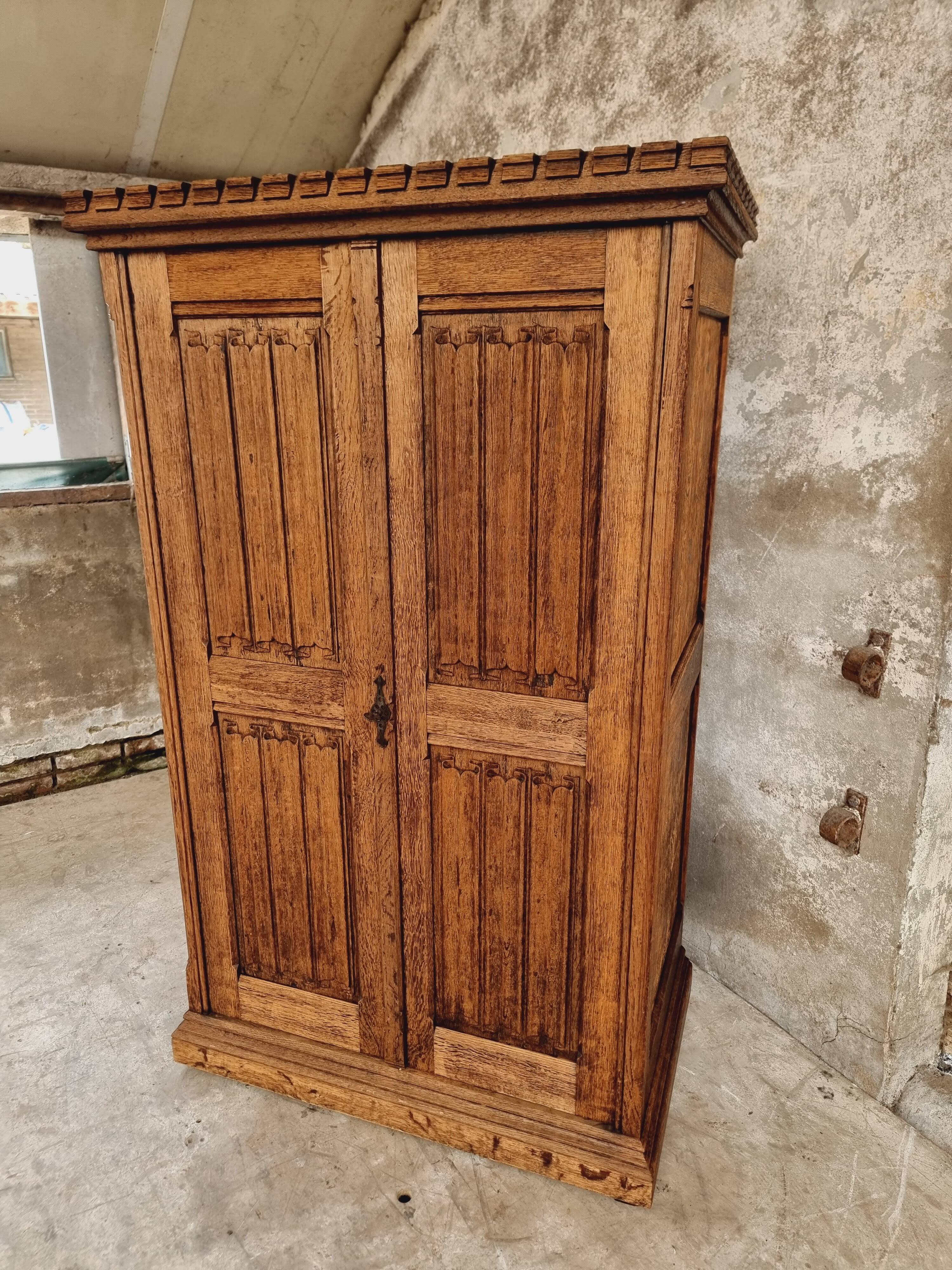 Antique cabinet drawercabinet Neo Gothic