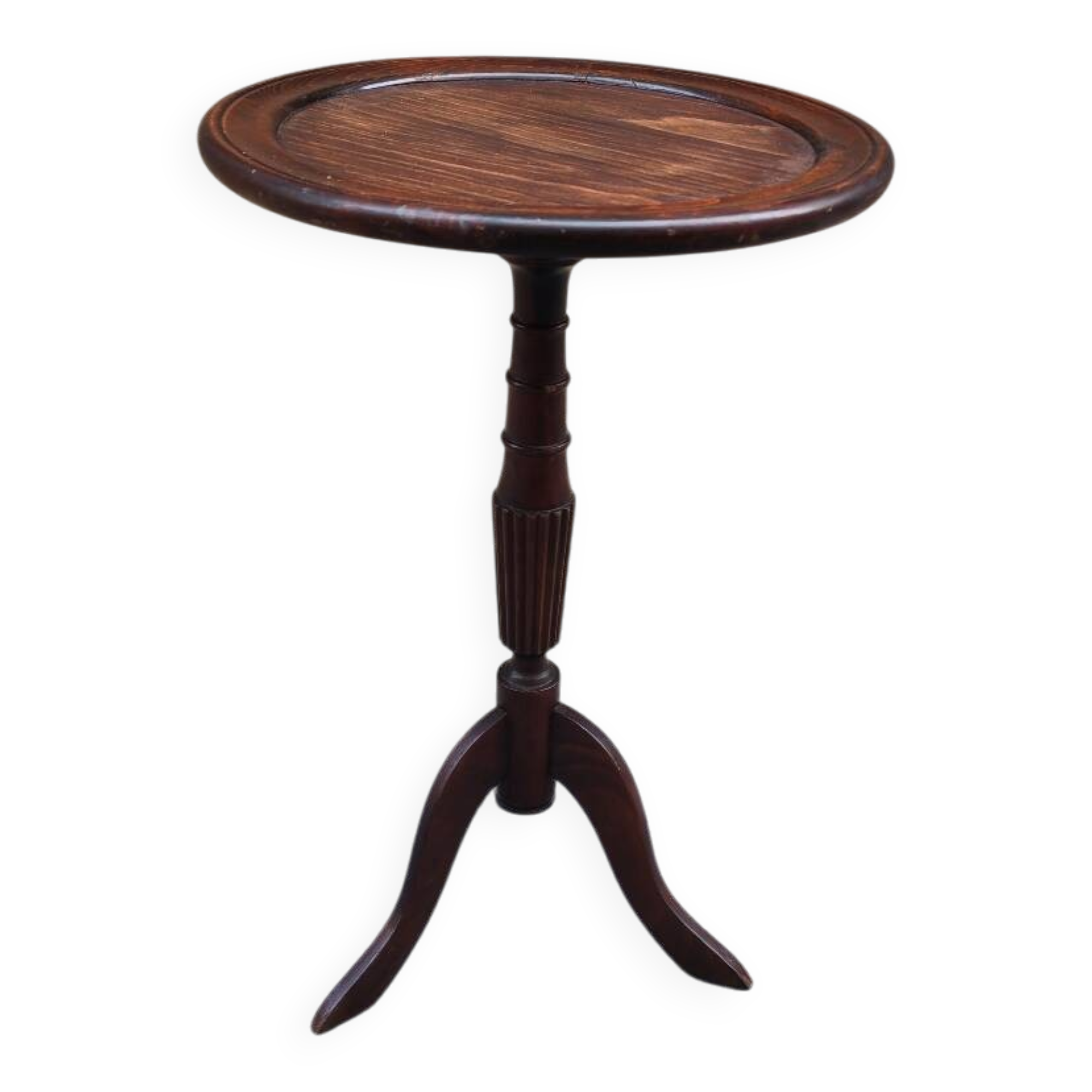 Wooden pedestal table