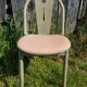 Série de 6 chaises Baumann bois vert avec assise galette clair années 80 vintage