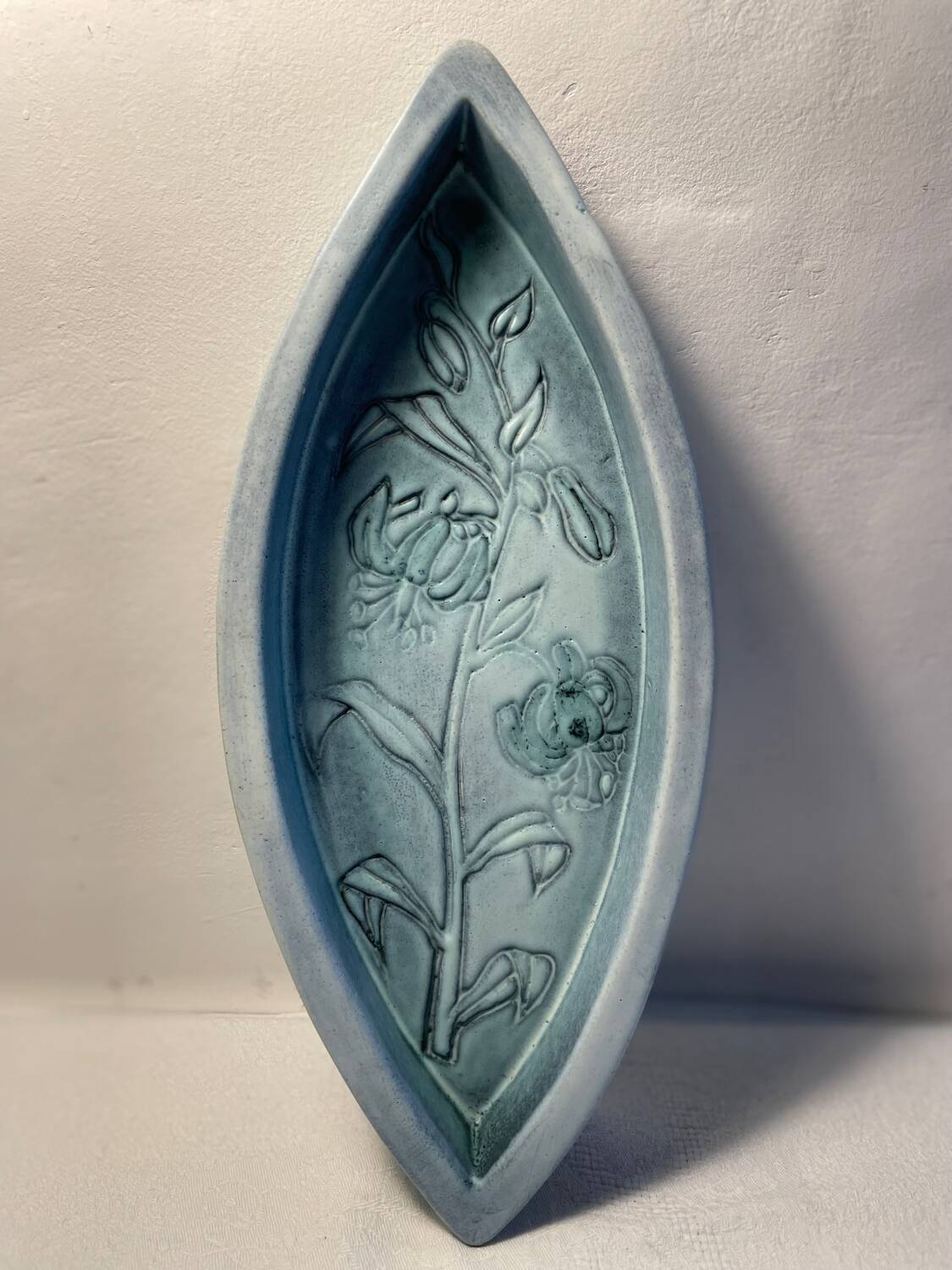 Jolly ceramic dish