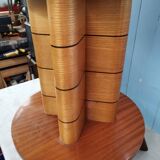 Healing in oak veneer 70 years