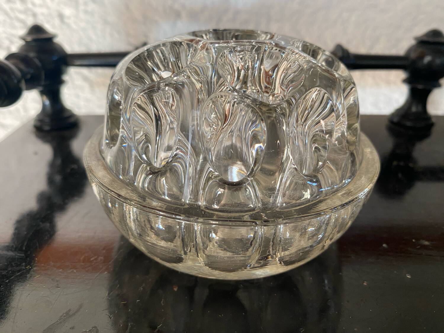 Gallia Art Deco glass and silver metal flower stand