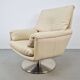 Fauteuil Cece pivotant en cuir de Leolux