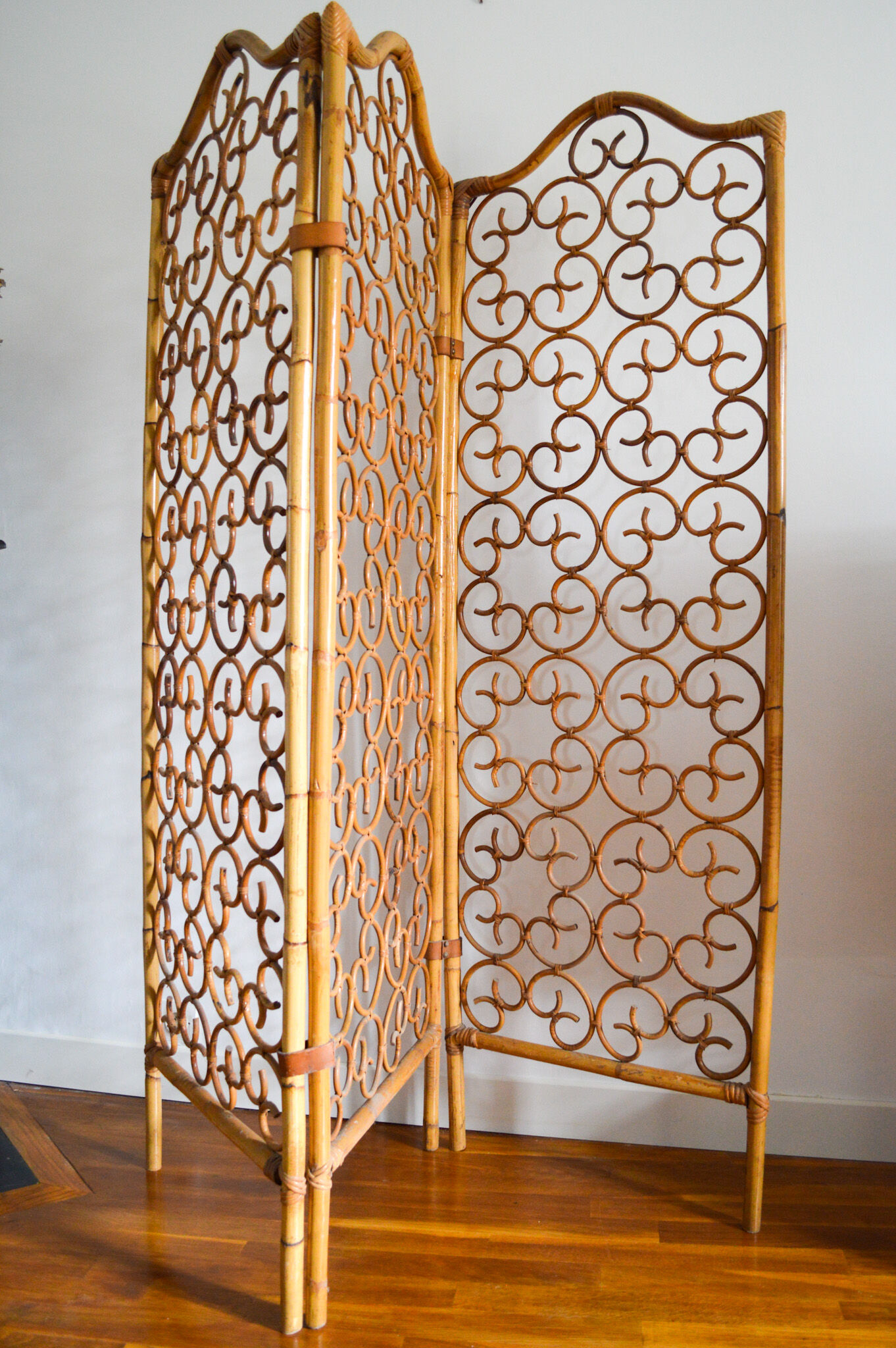 Vintage triptych screen