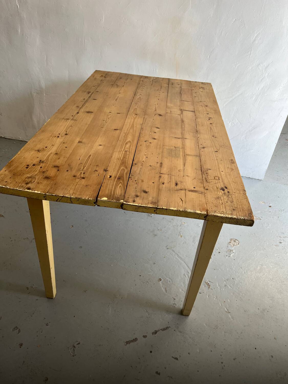 Table de ferme vintage en bois
