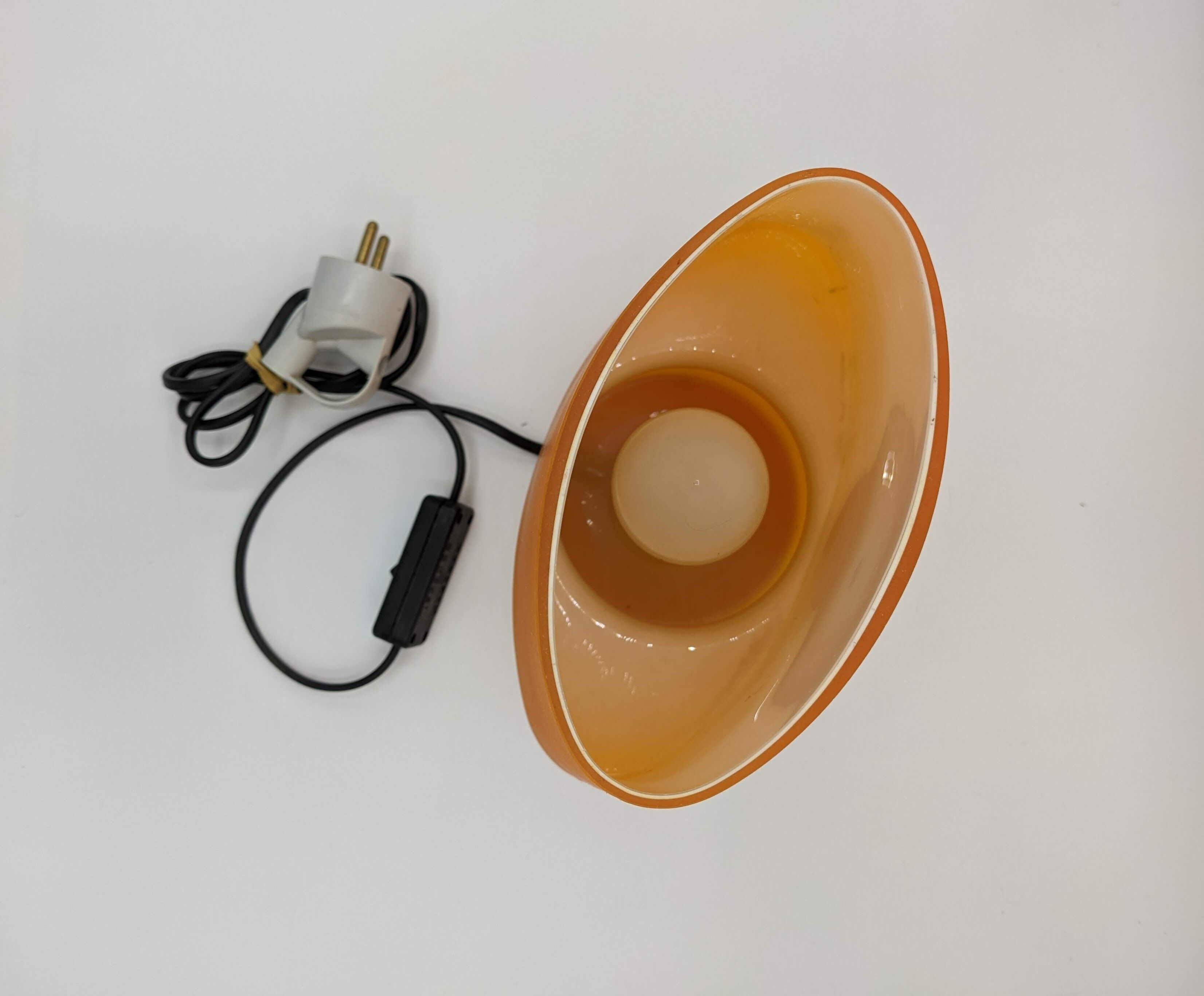 Orange glass paste lamp