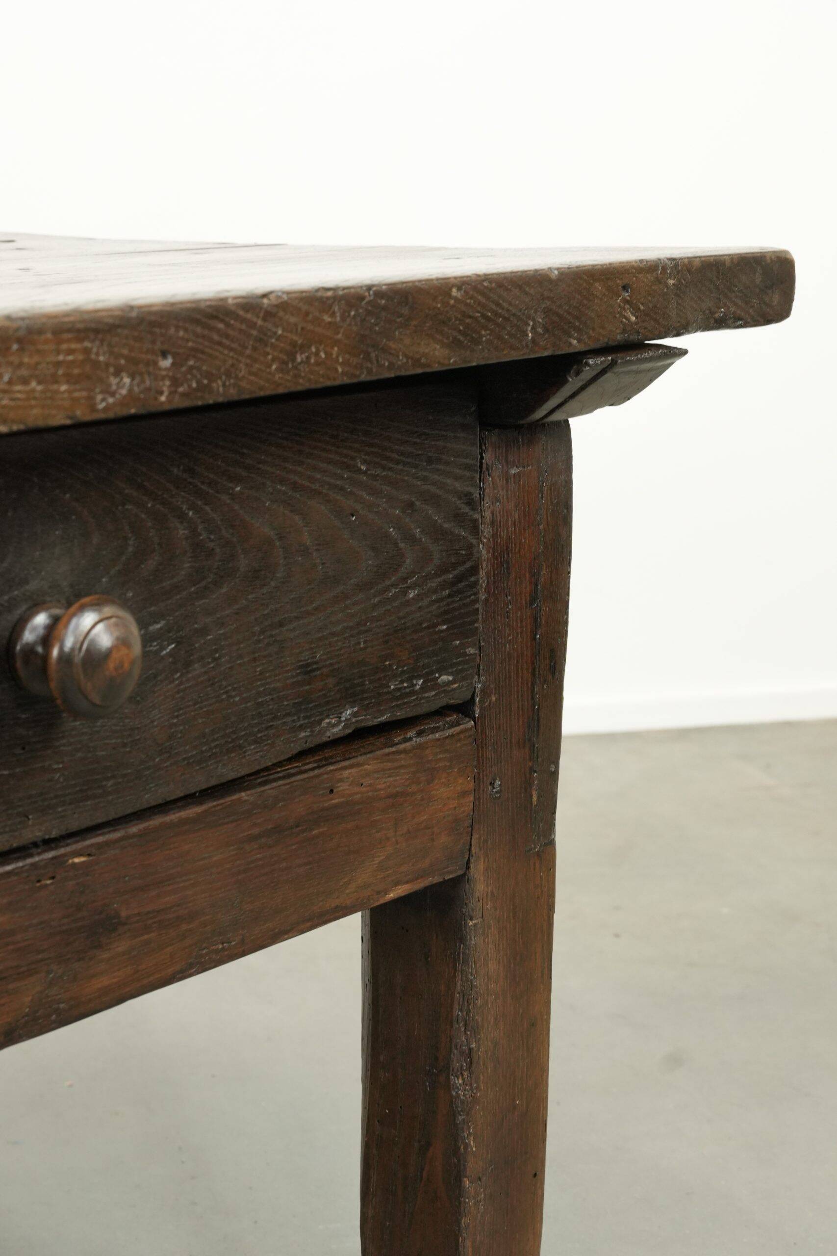 Antique 18th century Southern European coffee table made of chestnut wood