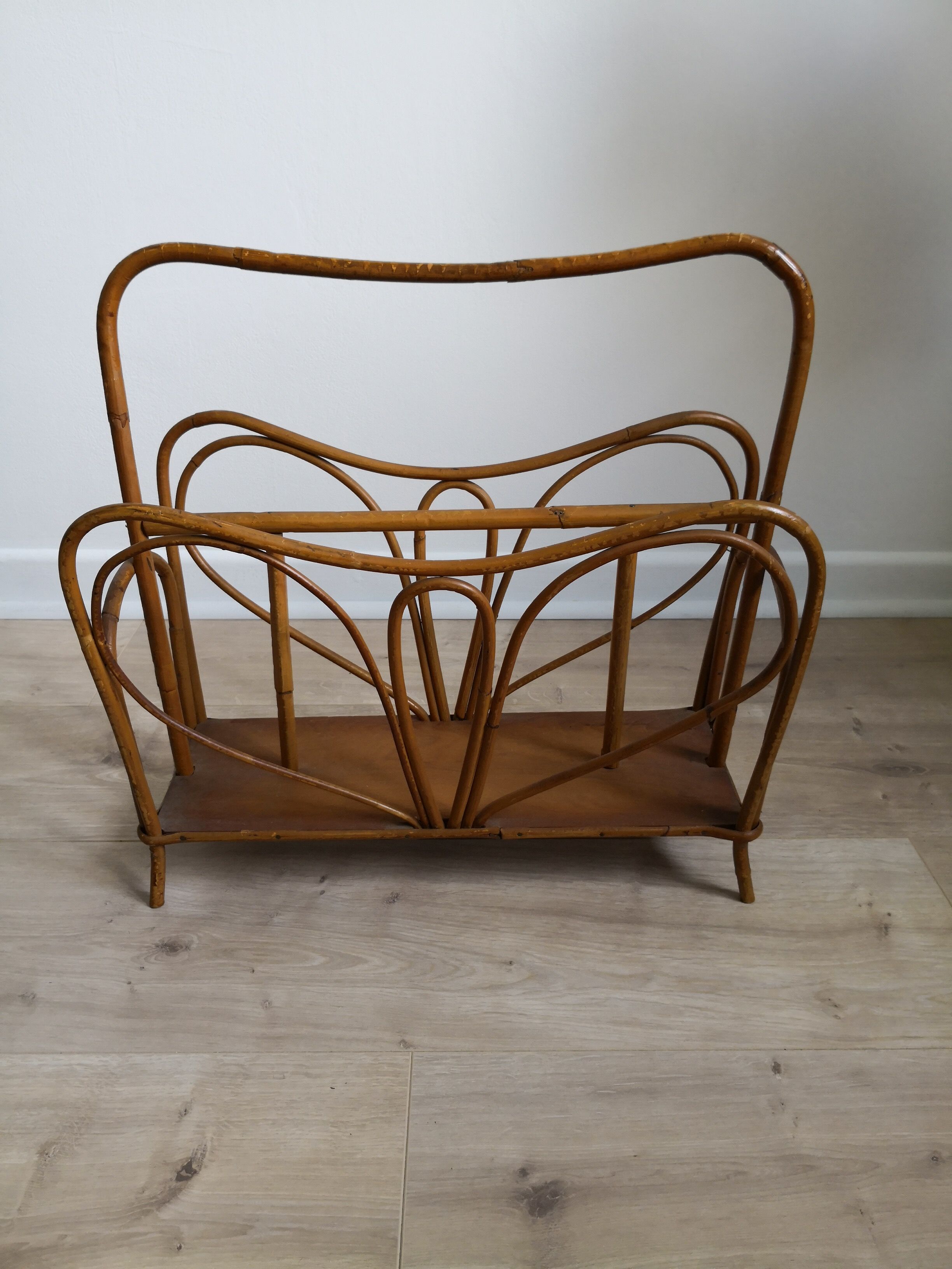 Door journals in rattan years 70