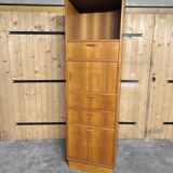 Yeck vintage Scandinavian hi-fi shelf unit