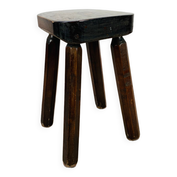 Tabouret brutaliste en bois massif style chalet