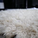 Vintage ecru natural wool round rug