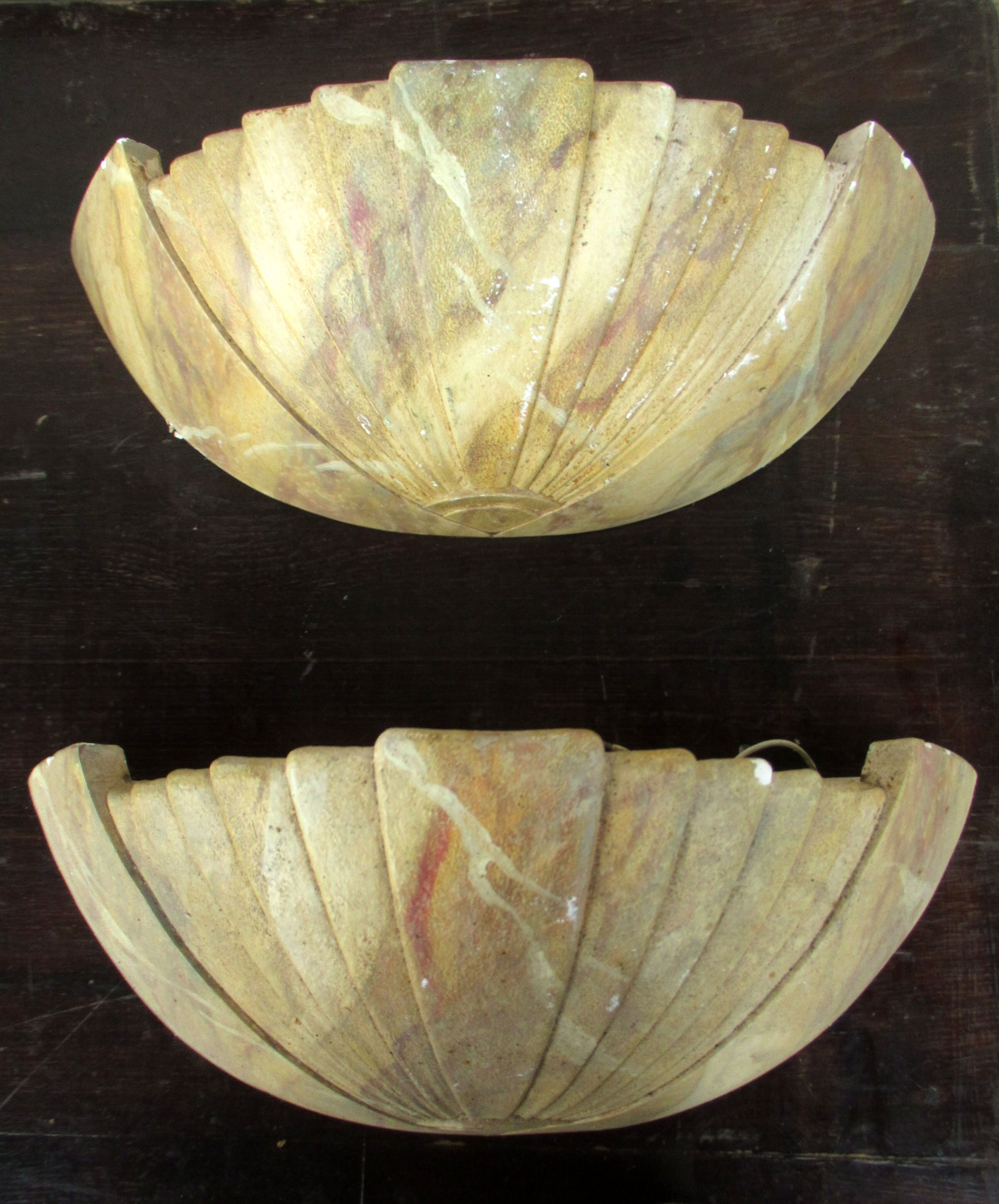 Suite of 4 wall lamps, plaster, painted faux-marble