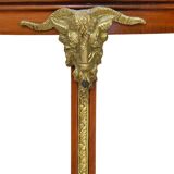 Gueridon with ram's head decoration