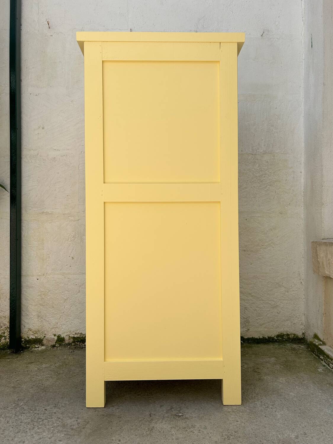 Buffet haut en bois peint (rénové)