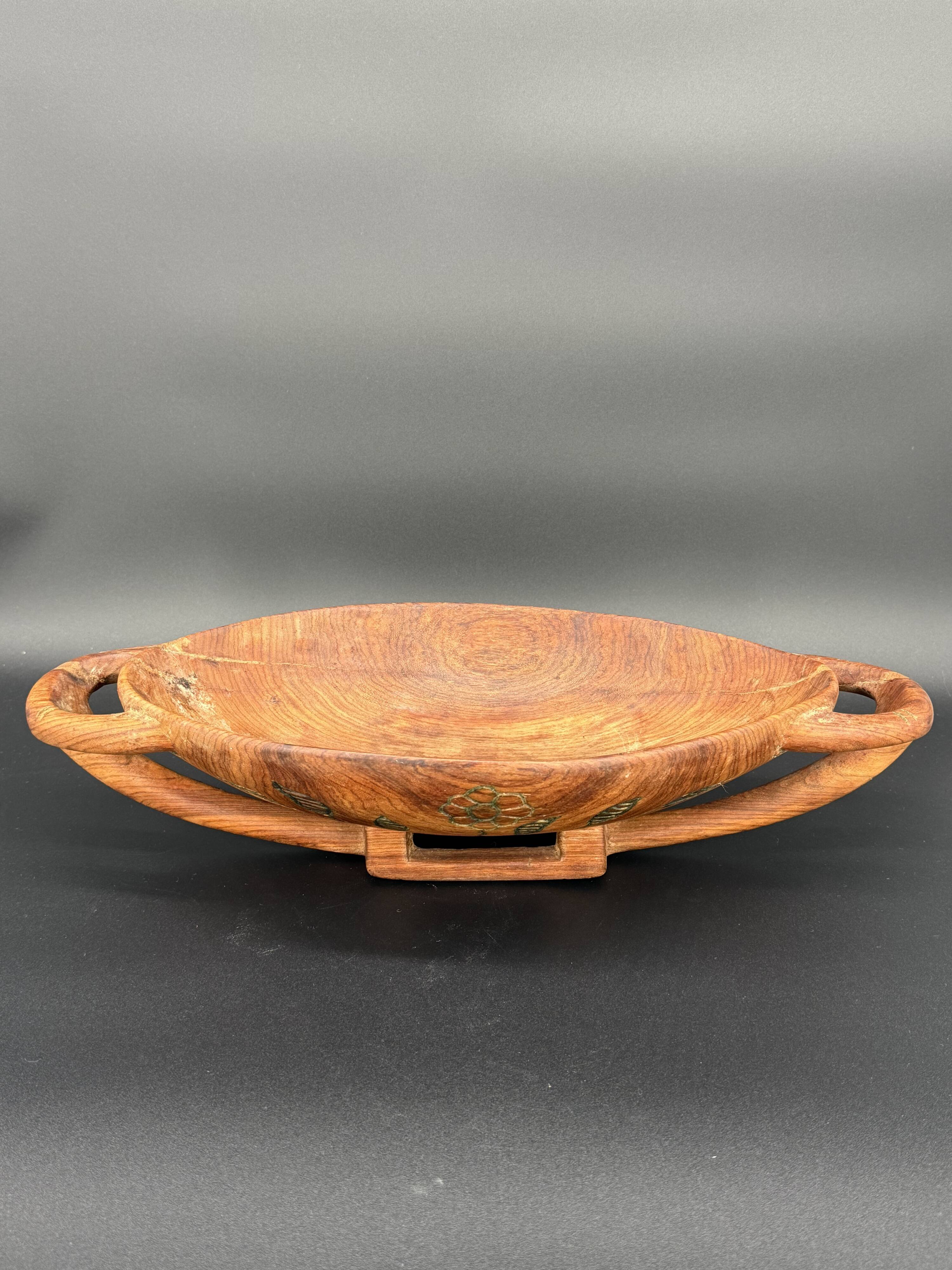 Carved cup in engraved wood – floral decoration and geometric handles