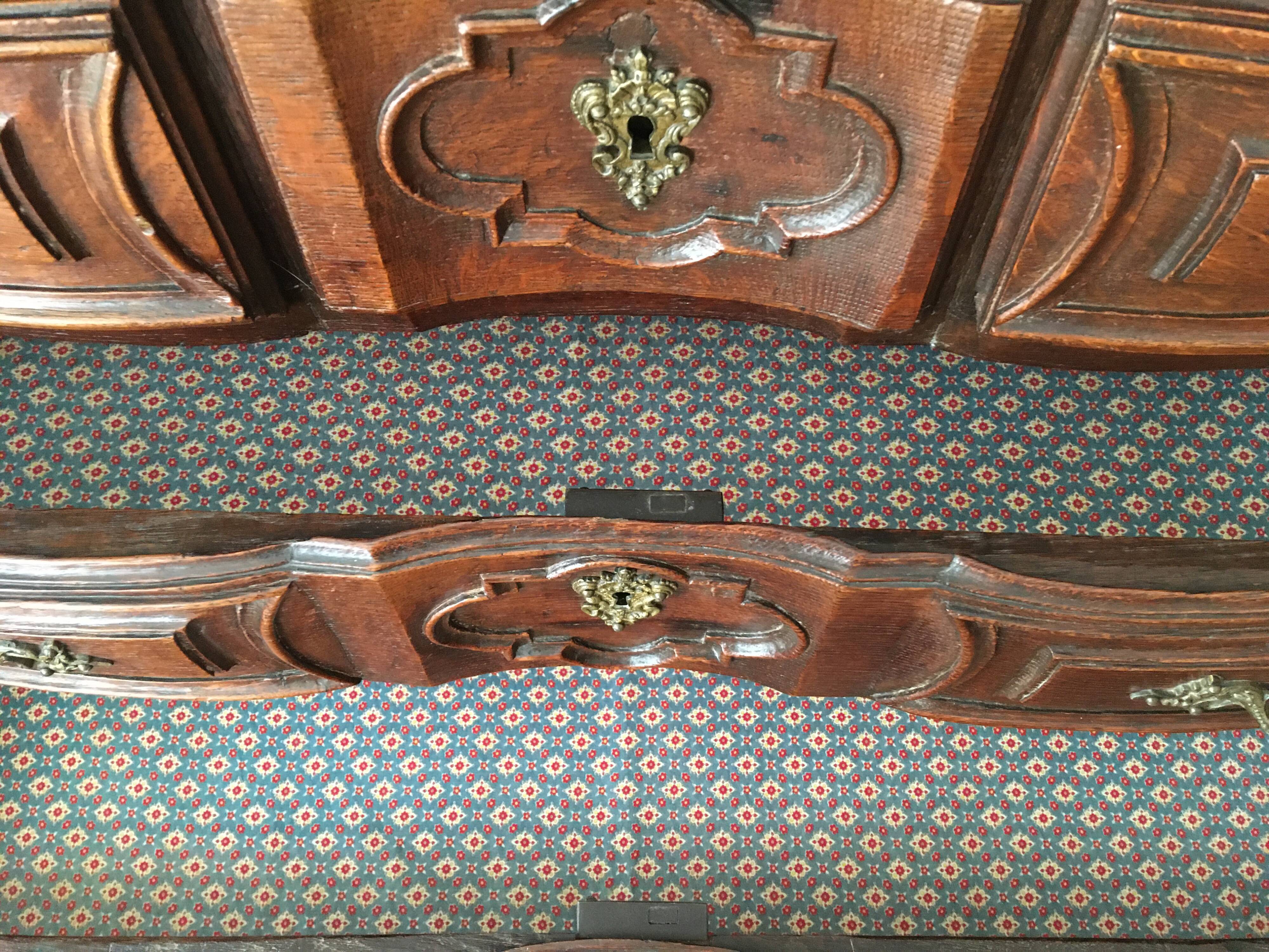 18th century Louis XV style crossbow chest of drawers
