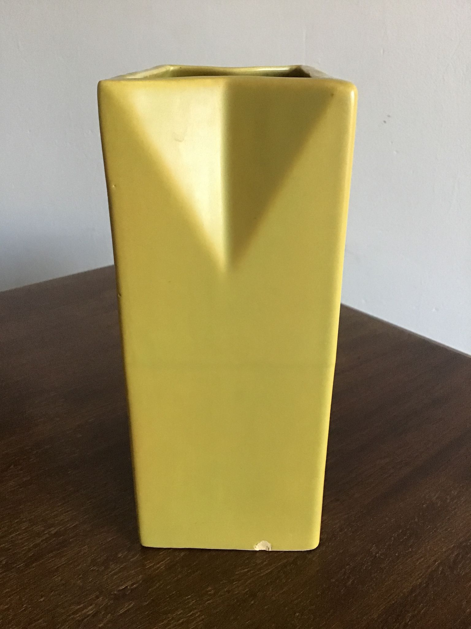 Vase art deco