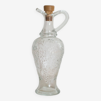 Glass carafe bottle