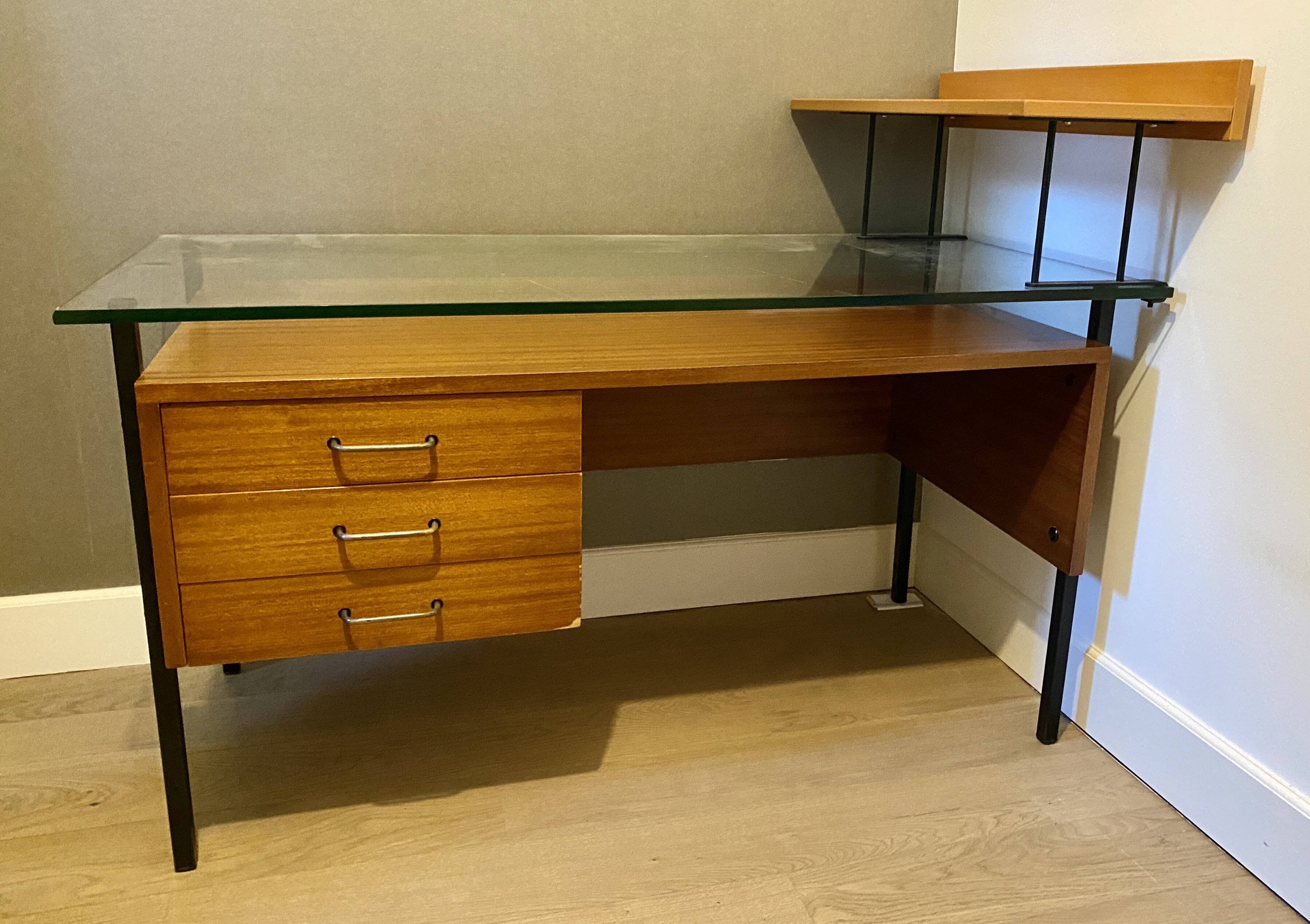 Modernist office year 50