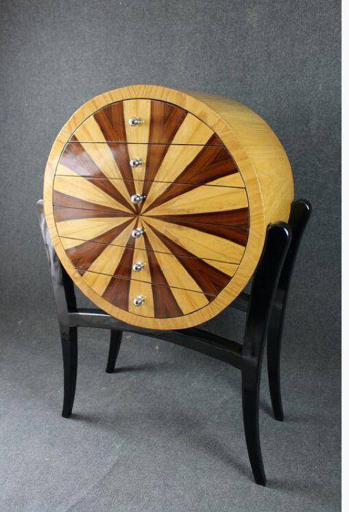Commode artisanale de style Art déco en palissandre et loupe d’orme