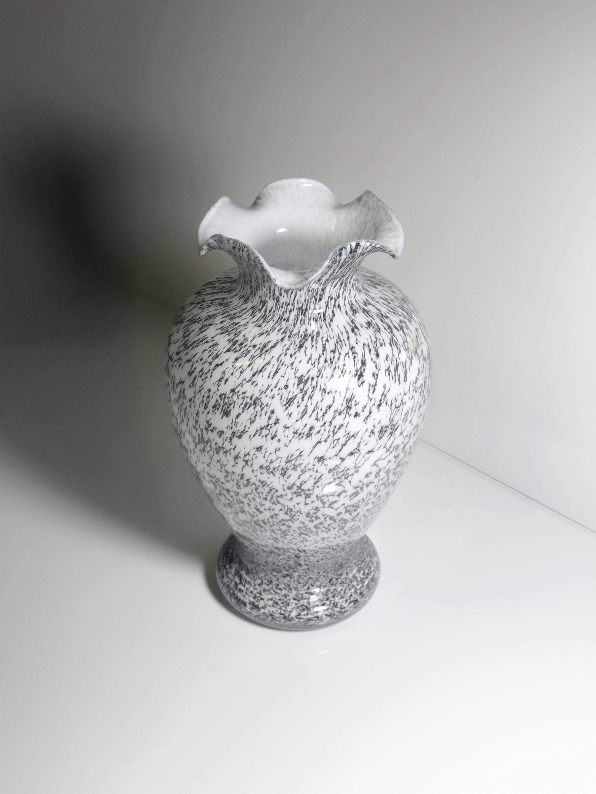 Grey speckled Murano glass vase - 1980s