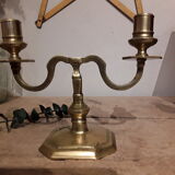 Paire de chandeliers en laiton