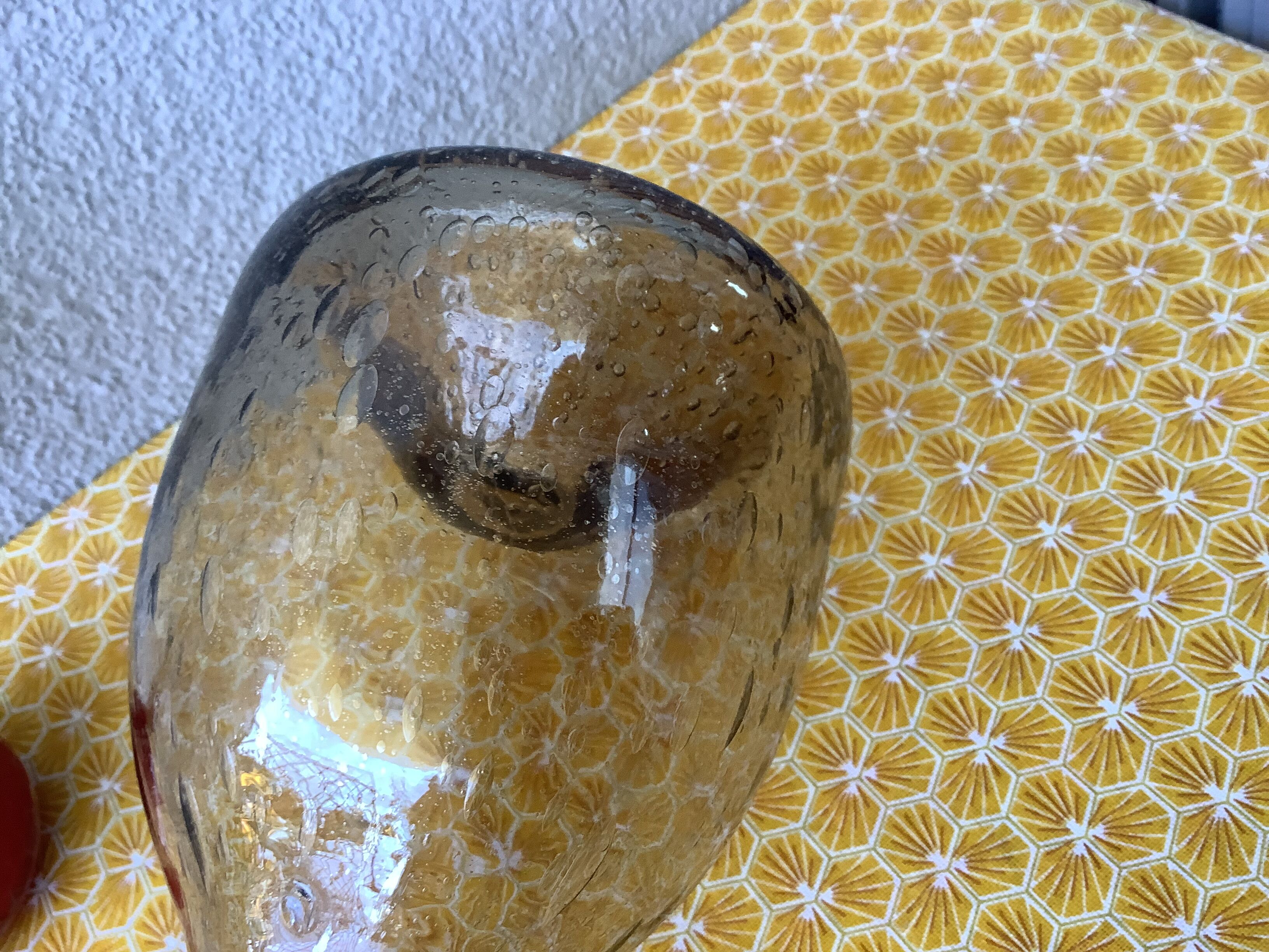 Bendor vase in bubble blown glass - art glassware