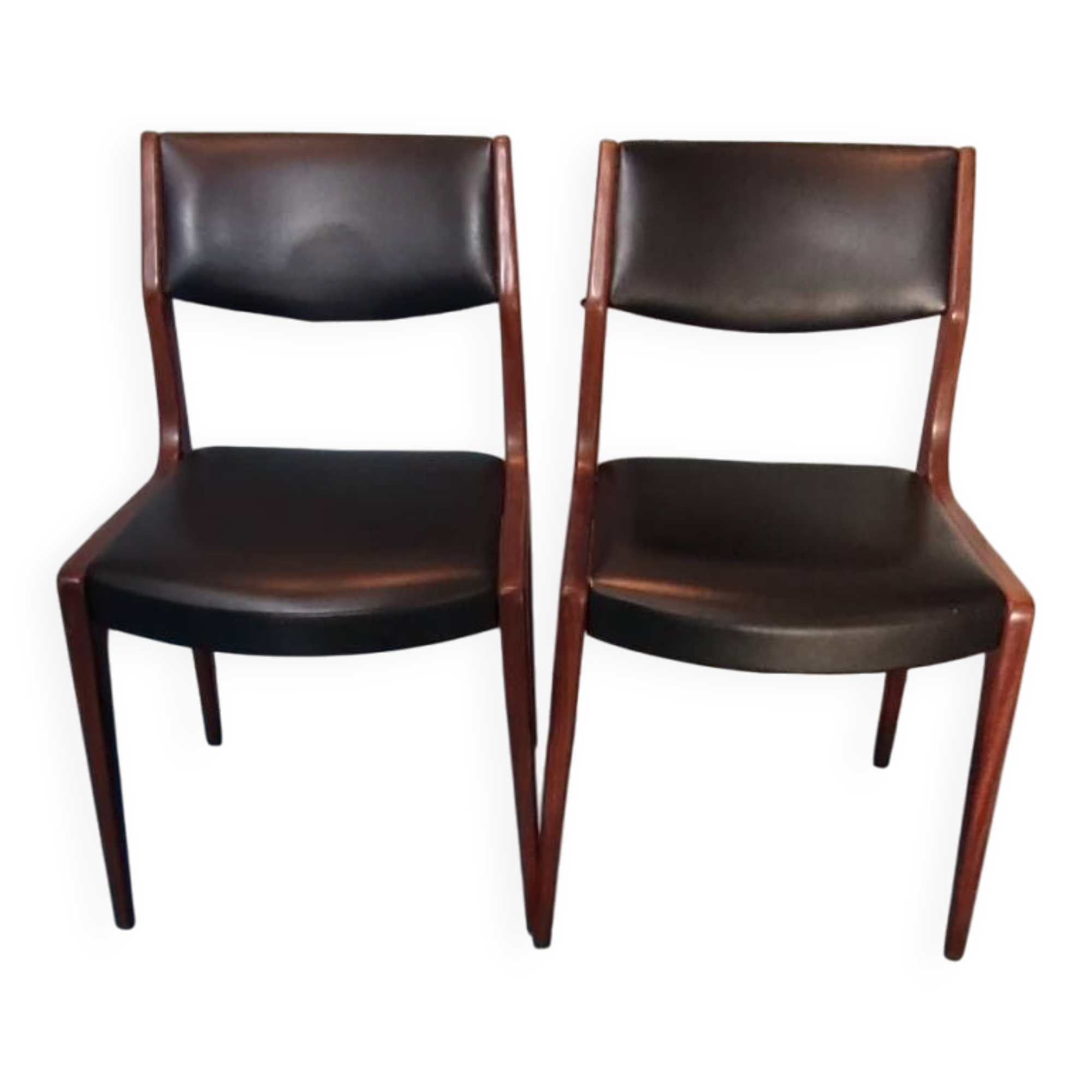 2 Scandinavian chairs