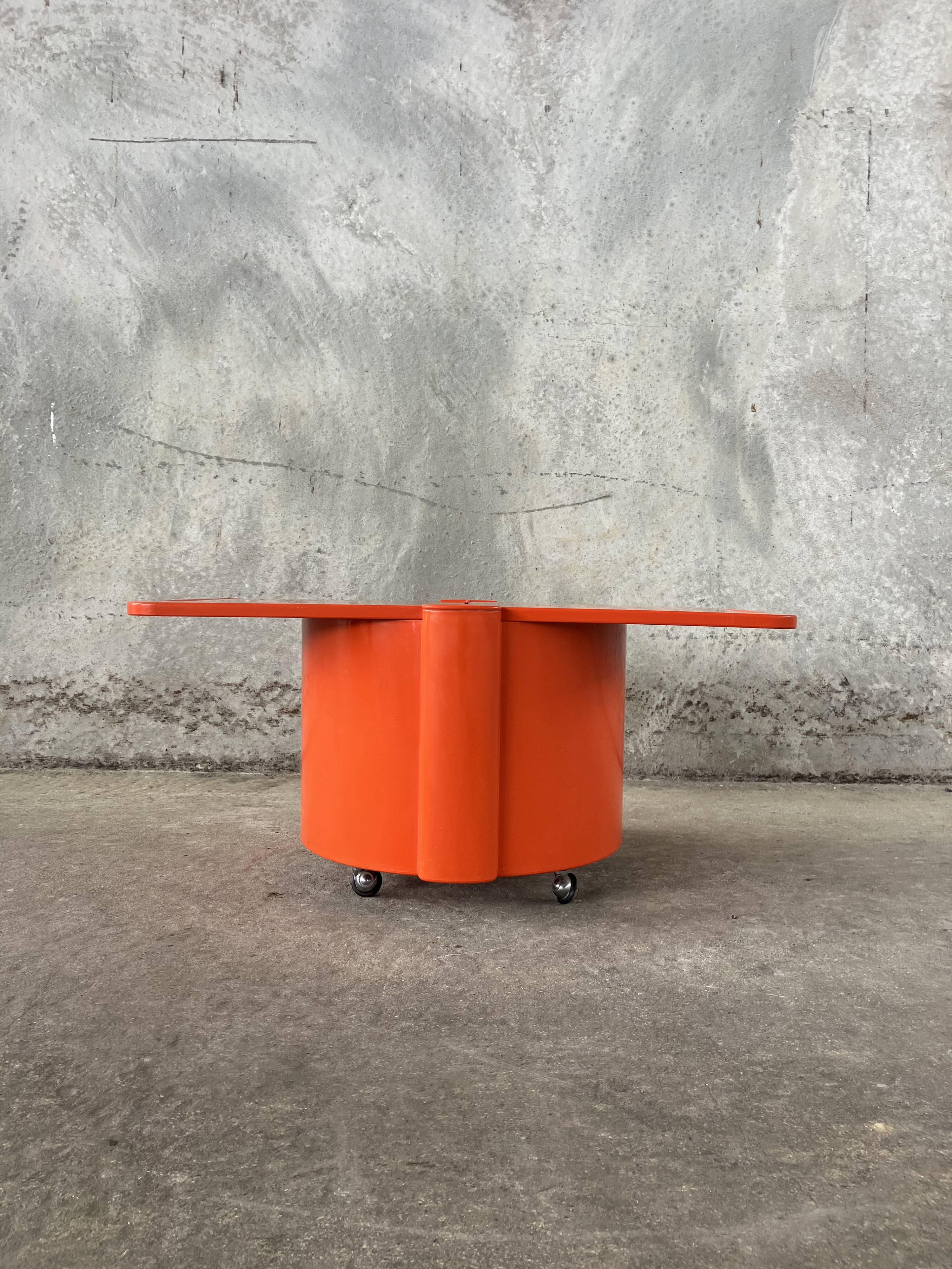Bar table basse attribué à Livia Castelli pour Fain, Italie, vintage 1970s