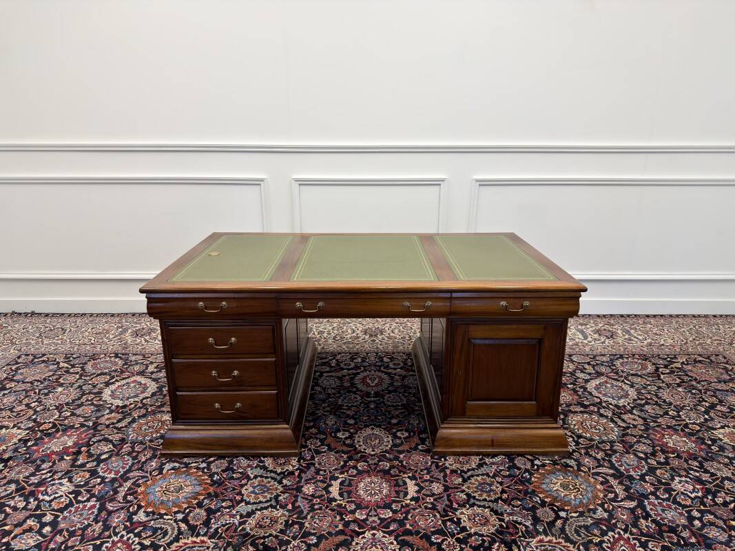 Large English Desk Partnerdesk