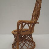 Fauteuil de poupée  en osier clair