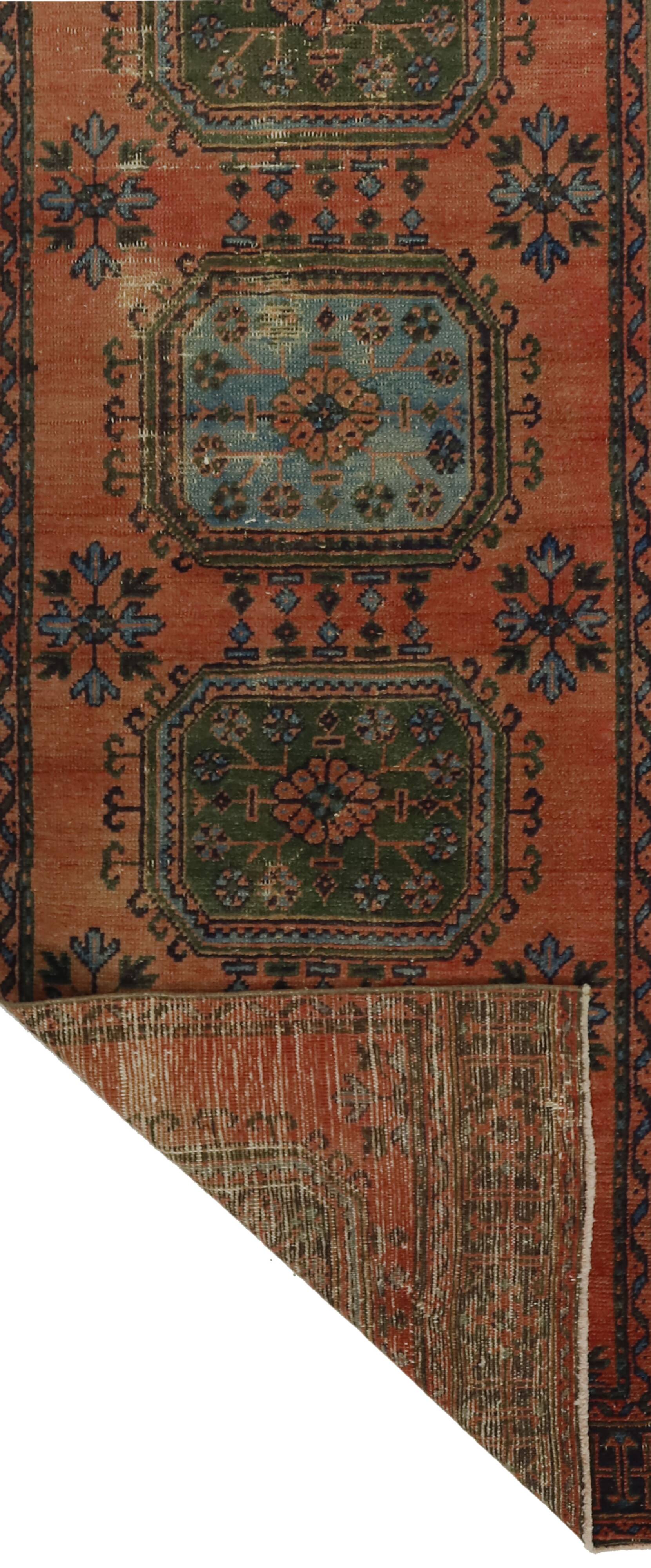 Tapis couloir vintage fait main – Anatolie, années 1950 – 305x94 cm