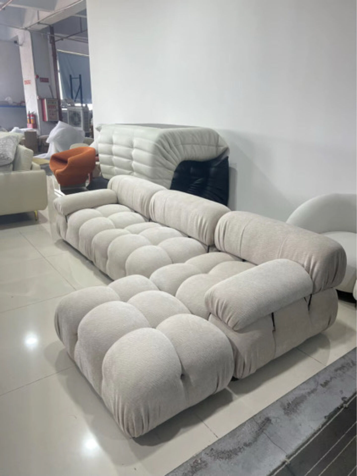 Modular XXL sofa for 5/6 people – Cloud Design – Cream Bouclé + Pouf