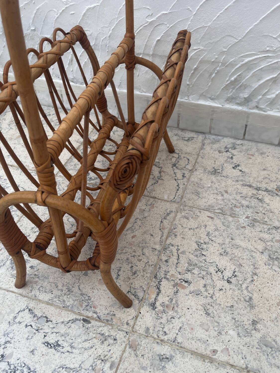 Bamboo magazine rack