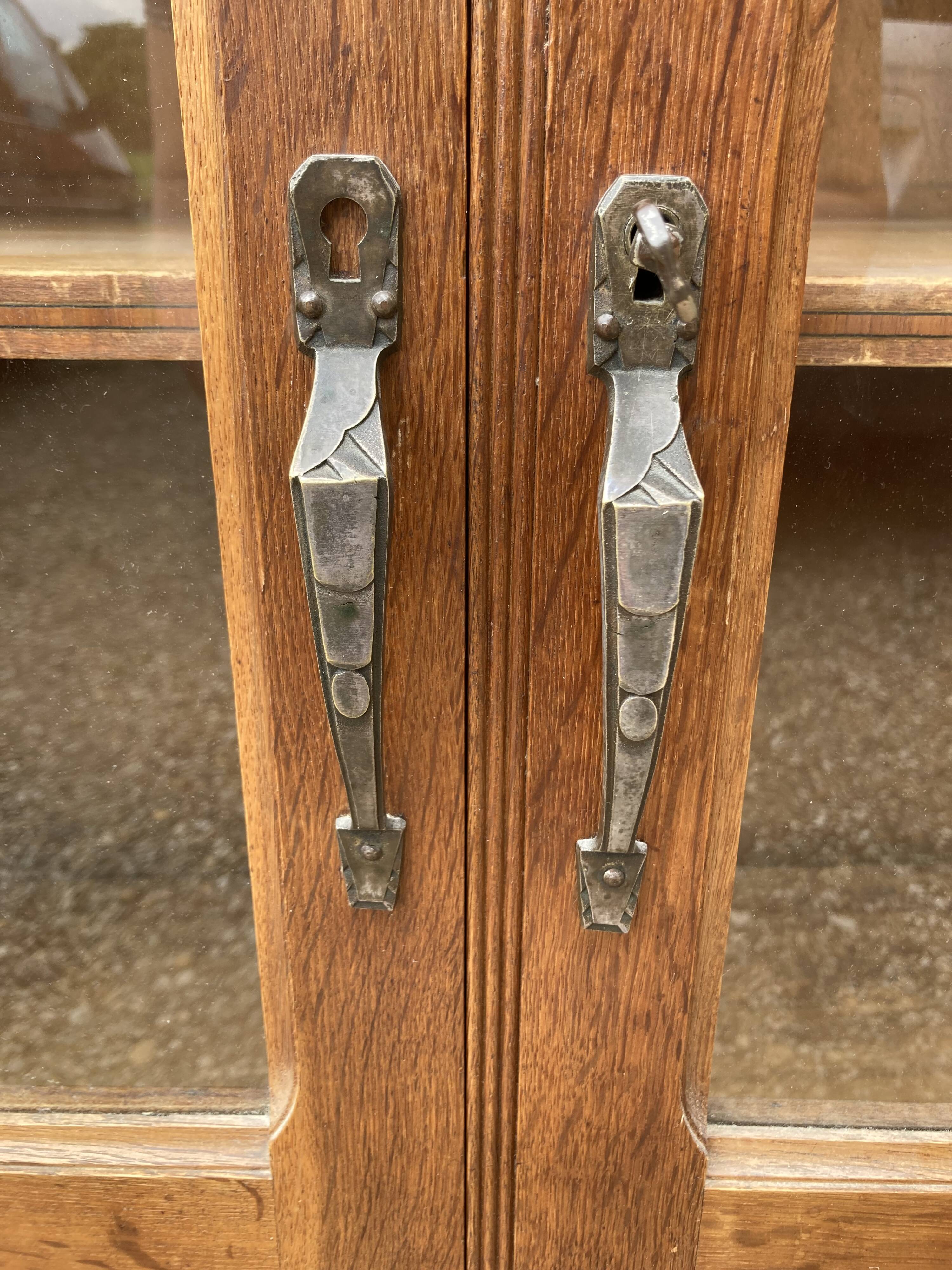 Art deco school library