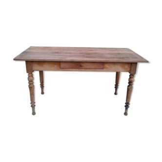 Table de ferme rustique