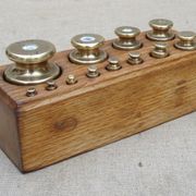 Old box 12 weight flat head brass from 1g to 500g for complete scale