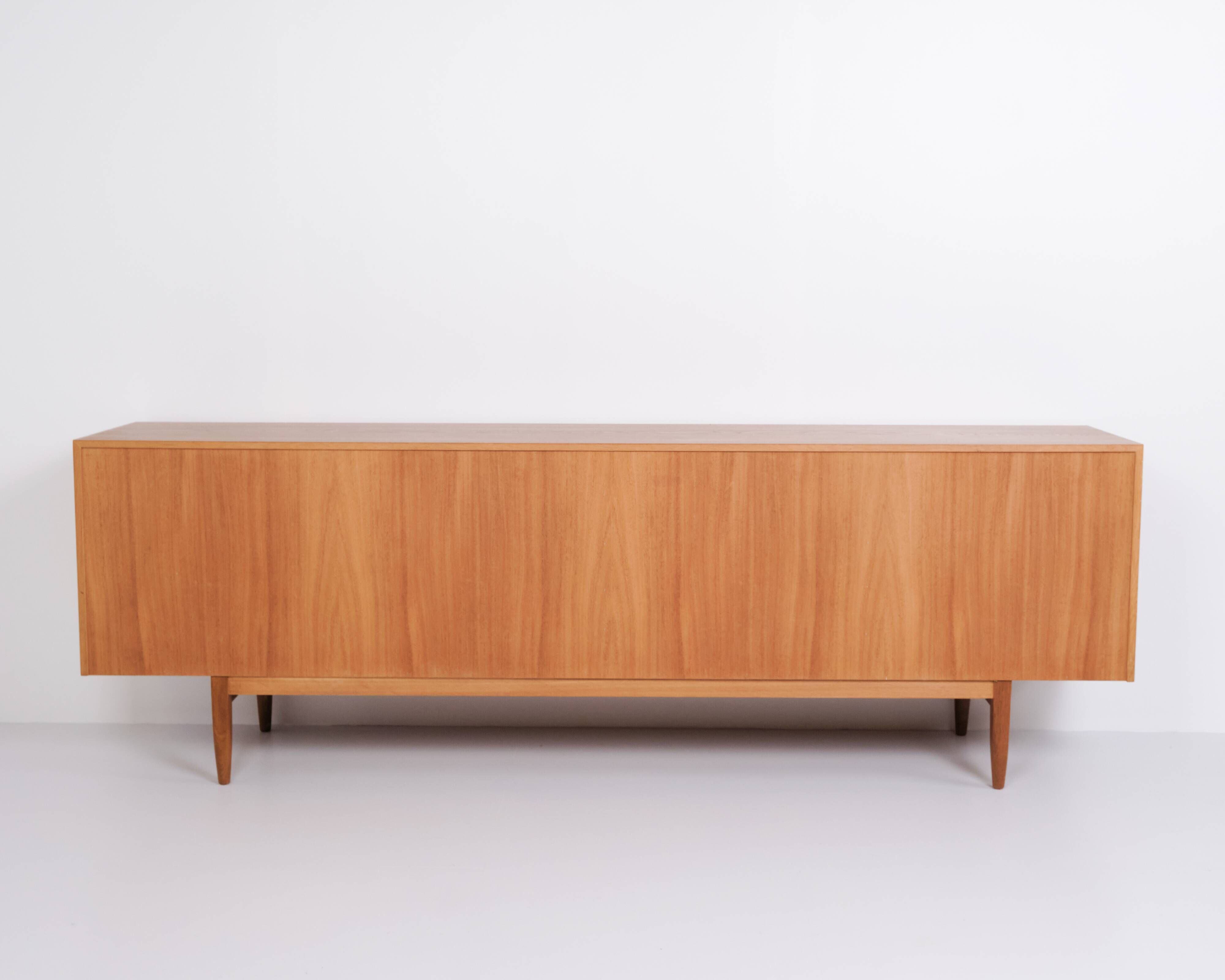 Sideboard - Oak - Ib Kofod-Larsen - Model FA66 - Faarup Furniture Factory - 1960s