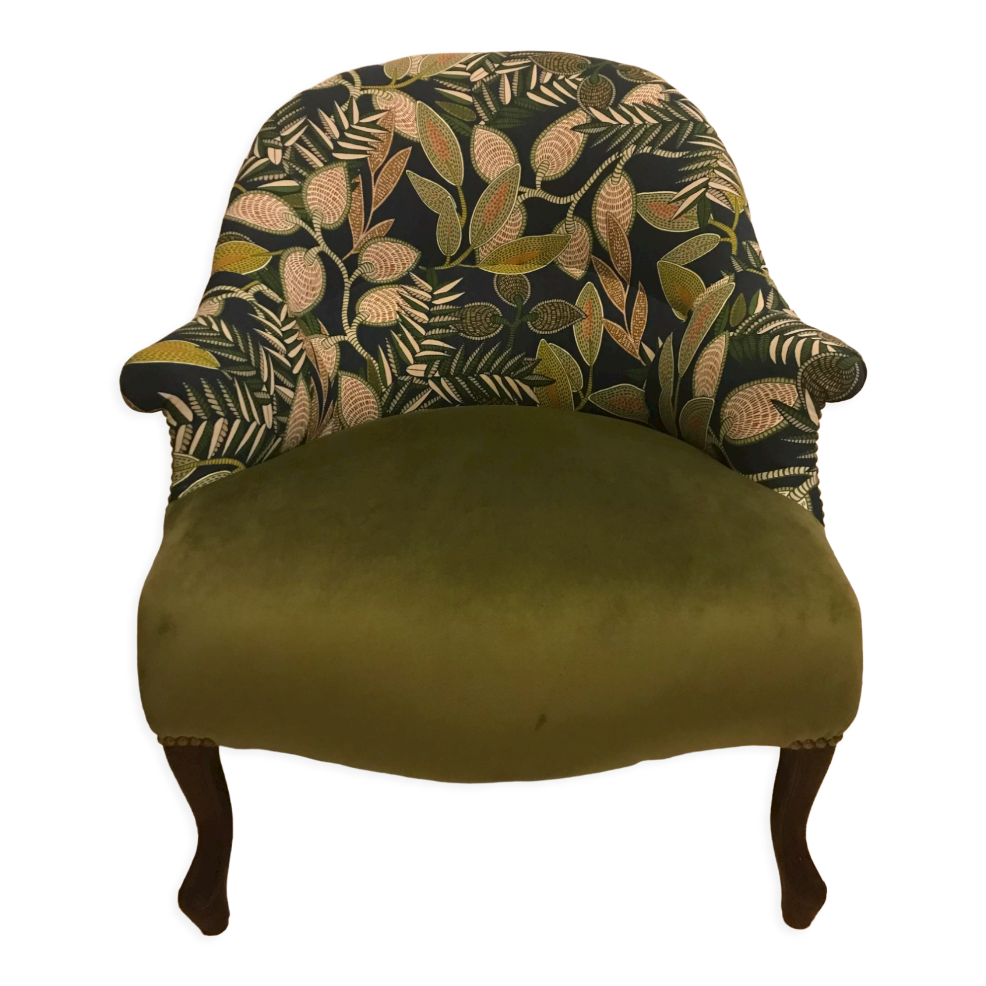 Toad armchair