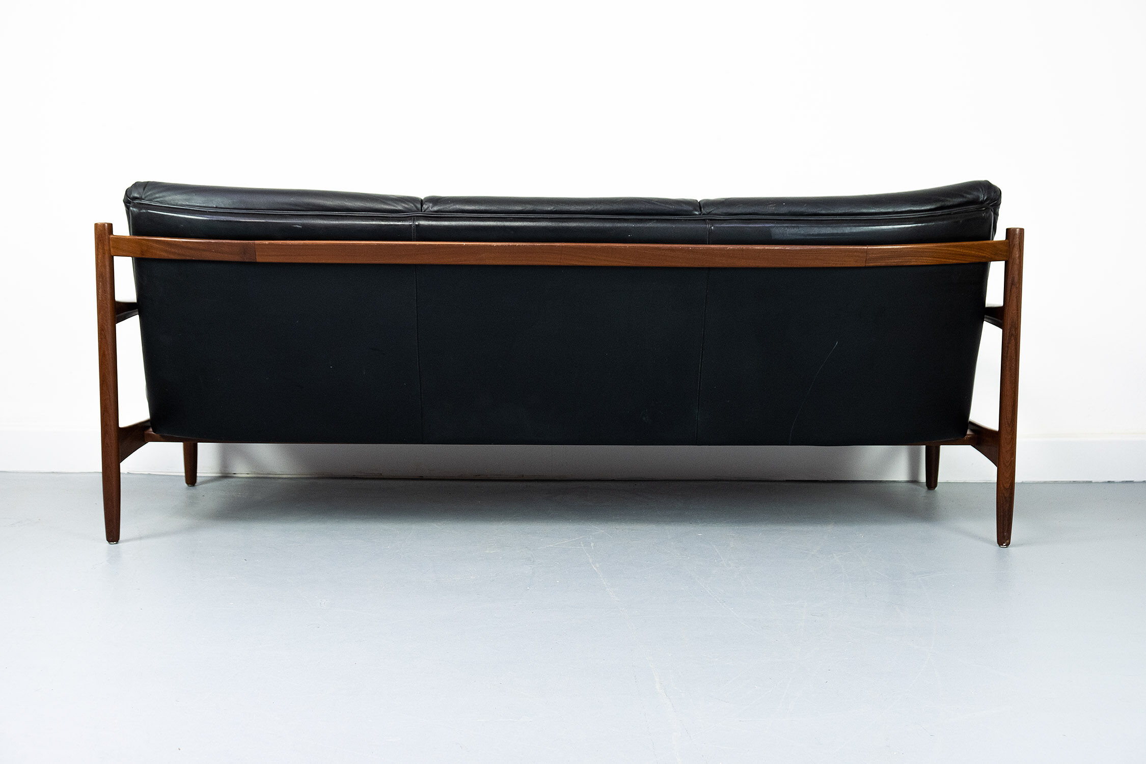Midcentury leather lounge sofa 1960s