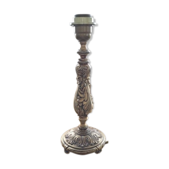 Lamp foot in brass fintion