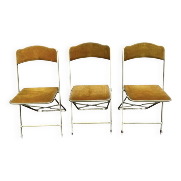 3 chaises d'opéra pliantes anciennes en velours doré et laiton