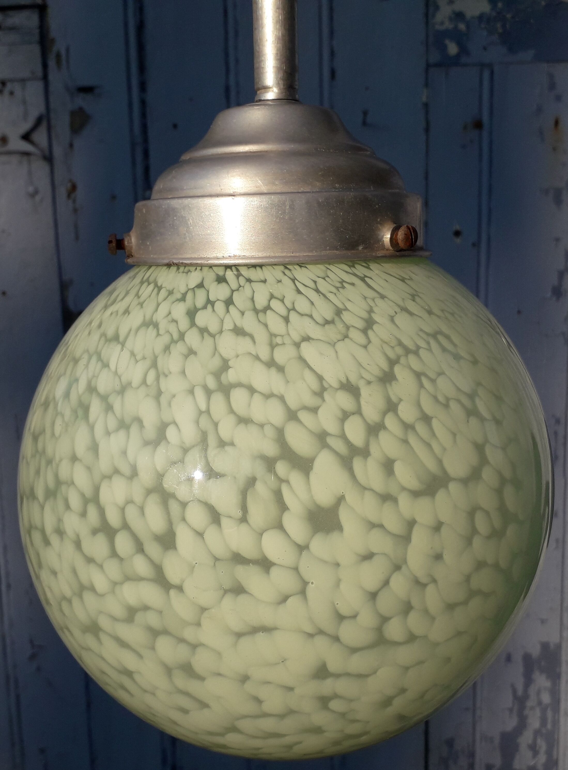 Art deco suspension globe in green clichy glass